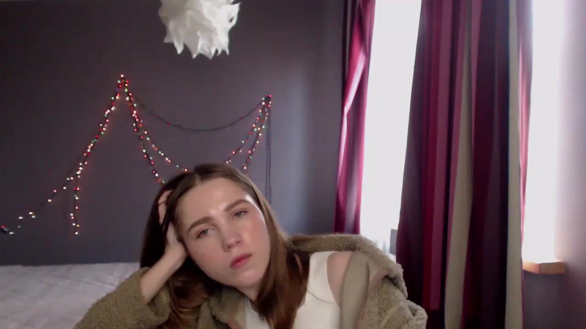 Gallery image thumbnail from Kate_Lewiss's myfreecams stream on, 12/26/2023, 10:25 image 4 of 20