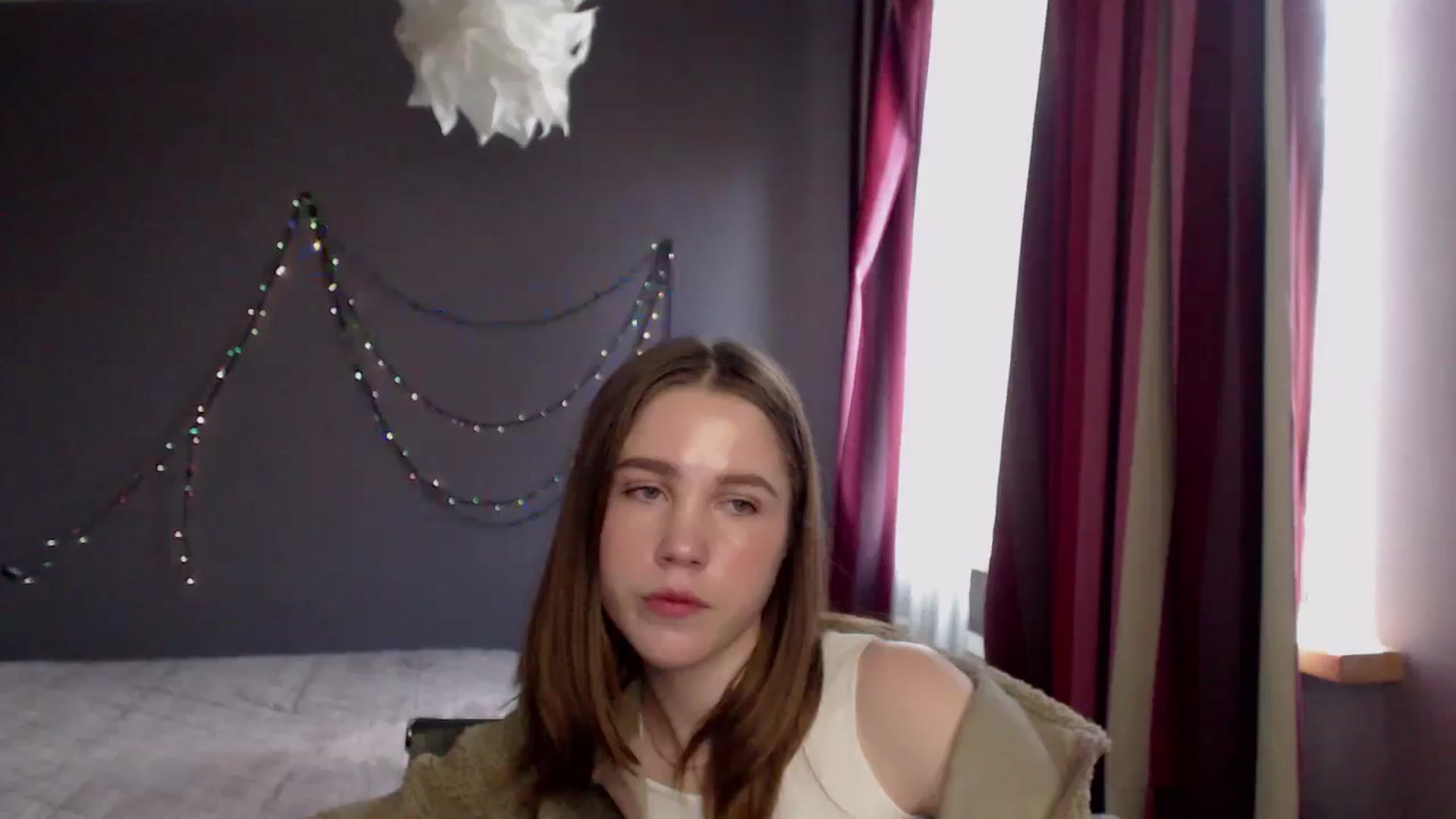 Gallery image thumbnail from Kate_Lewiss's myfreecams stream on, 12/26/2023, 10:25 image 5 of 20