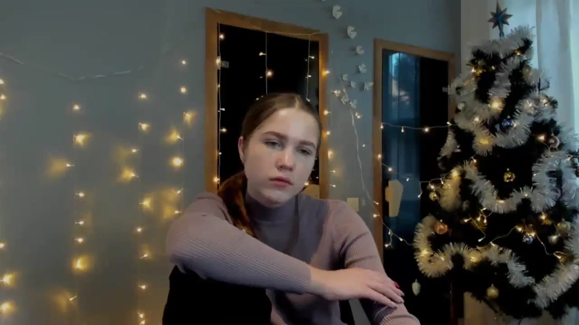 Gallery image thumbnail from Kate_Lewiss's myfreecams stream on, 12/28/2023, 09:11 image 9 of 20