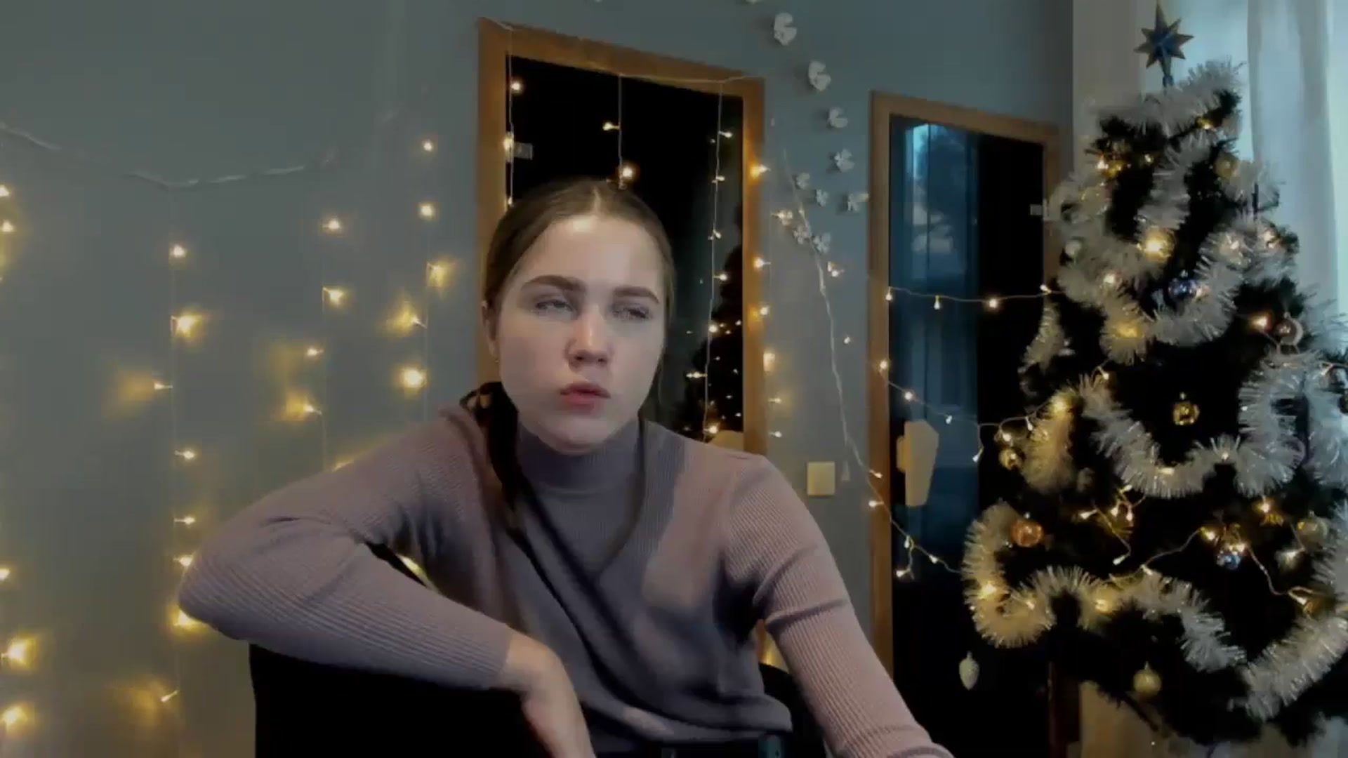 Gallery image thumbnail from Kate_Lewiss's myfreecams stream on, 12/28/2023, 09:11 image 3 of 20