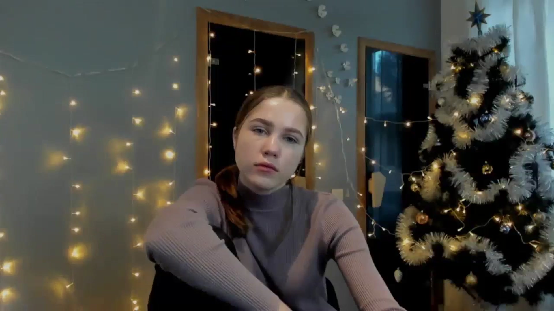 Gallery image thumbnail from Kate_Lewiss's myfreecams stream on, 12/28/2023, 09:11 image 8 of 20