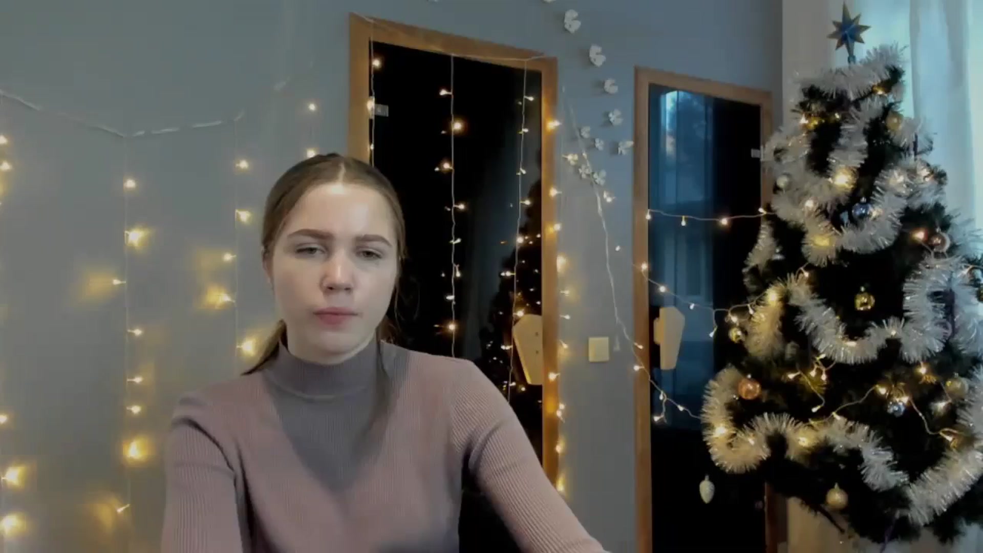Gallery image thumbnail from Kate_Lewiss's myfreecams stream on, 12/28/2023, 10:53 image 4 of 20
