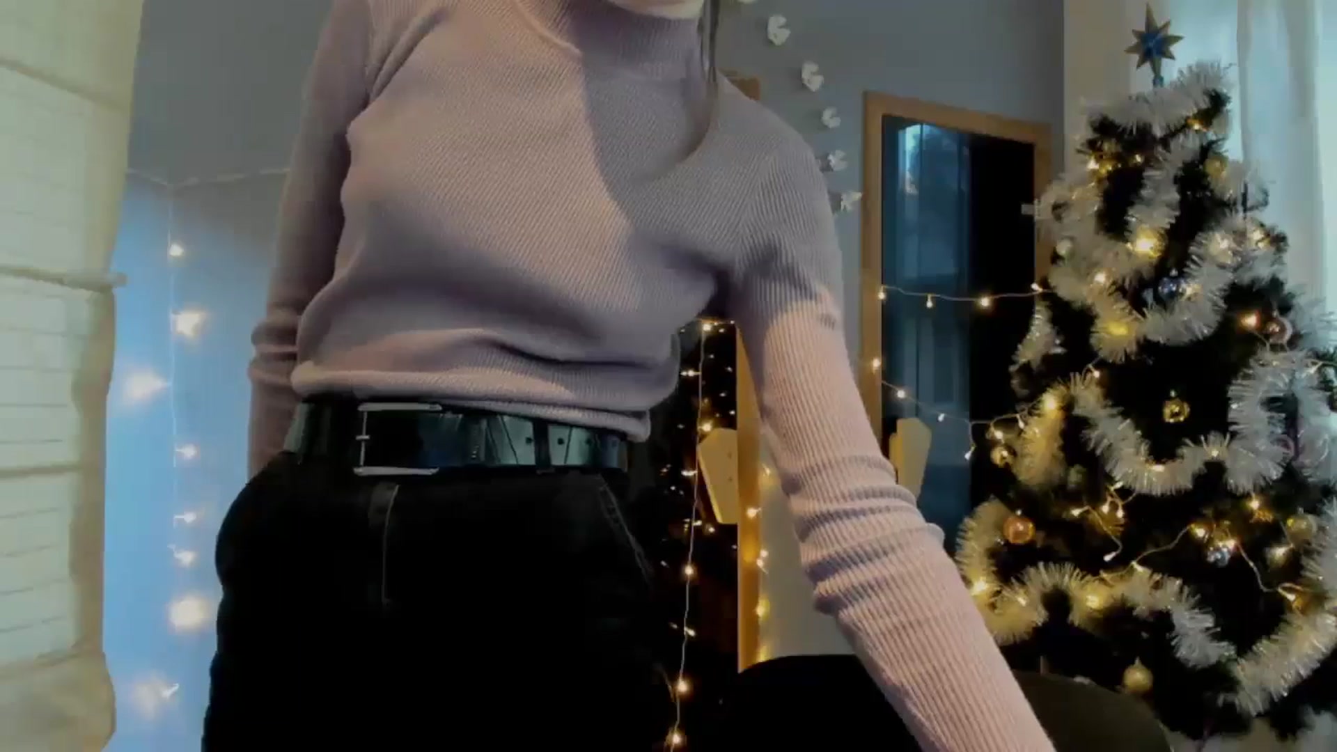 Gallery image thumbnail from Kate_Lewiss's myfreecams stream on, 12/28/2023, 10:53 image 11 of 20