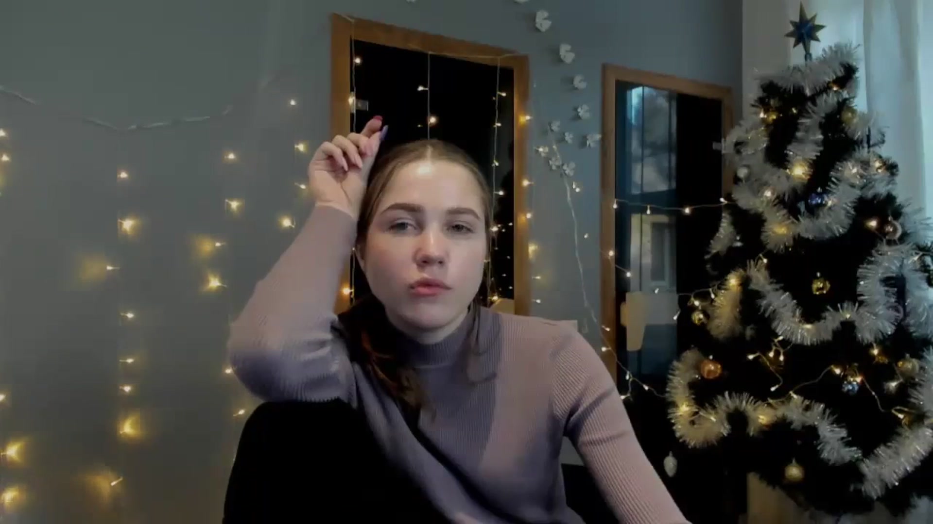 Gallery image thumbnail from Kate_Lewiss's myfreecams stream on, 12/28/2023, 12:05 image 14 of 20