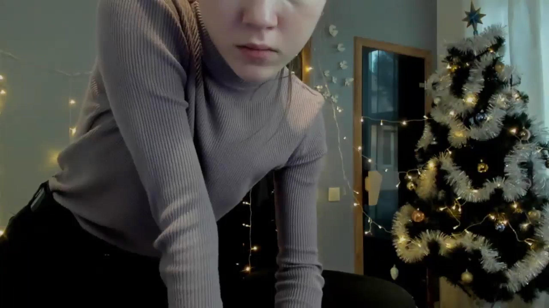 Gallery image thumbnail from Kate_Lewiss's myfreecams stream on, 12/28/2023, 12:05 image 19 of 20