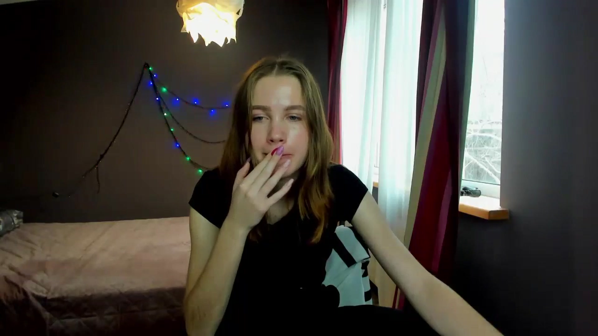 Gallery image thumbnail from Kate_Lewiss's myfreecams stream on, 12/29/2023, 11:49 image 20 of 20