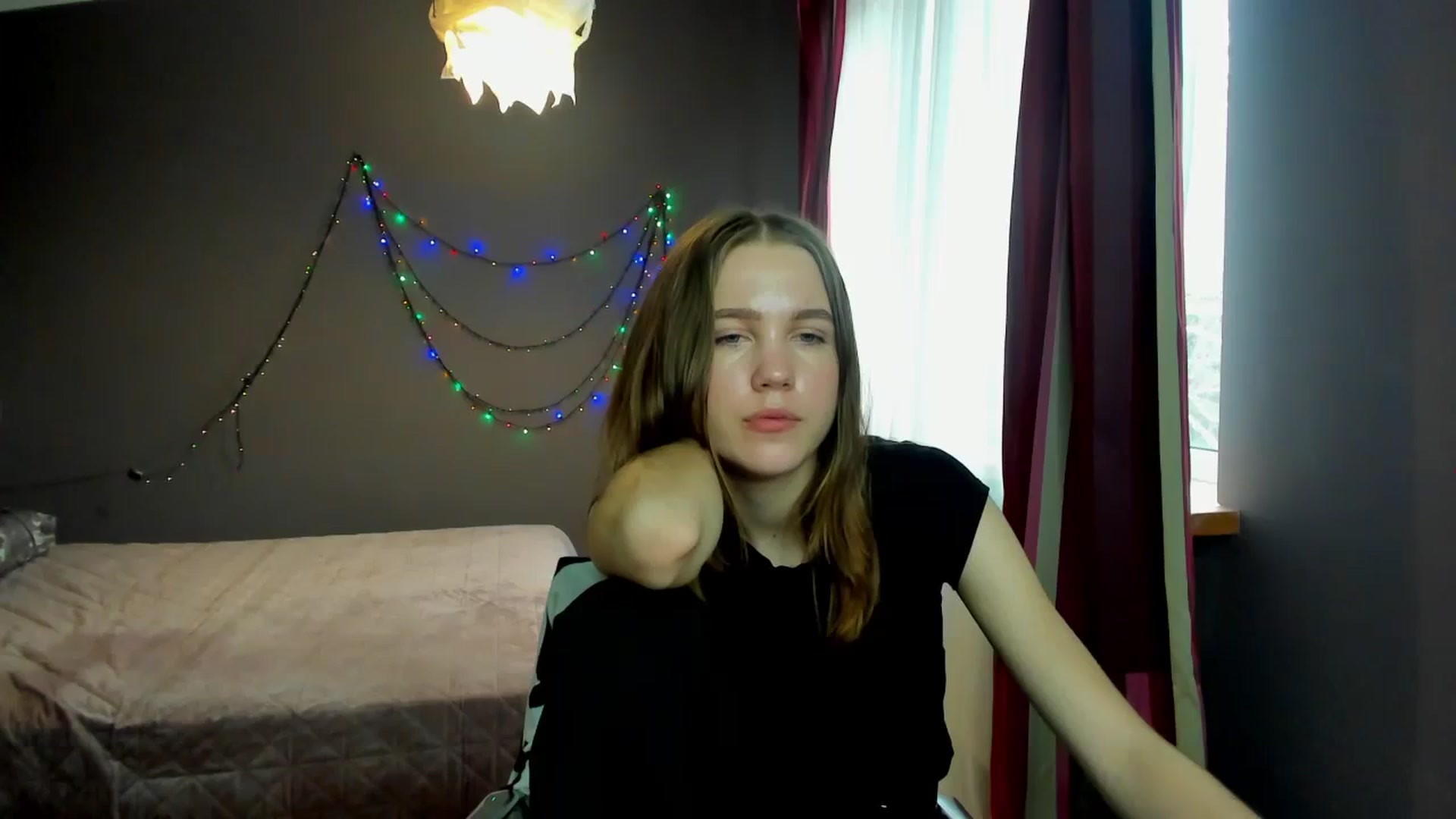 Gallery image thumbnail from Kate_Lewiss's myfreecams stream on, 12/29/2023, 11:49 image 9 of 20