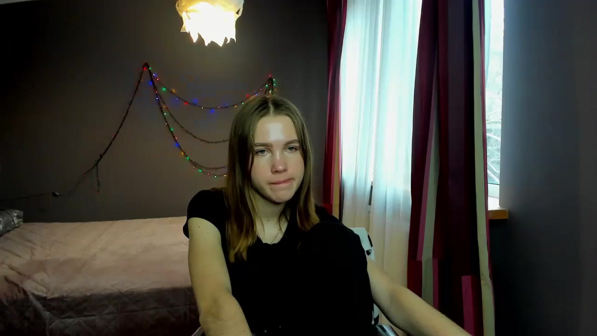 Gallery image thumbnail from Kate_Lewiss's myfreecams stream on, 12/29/2023, 11:49 image 2 of 20