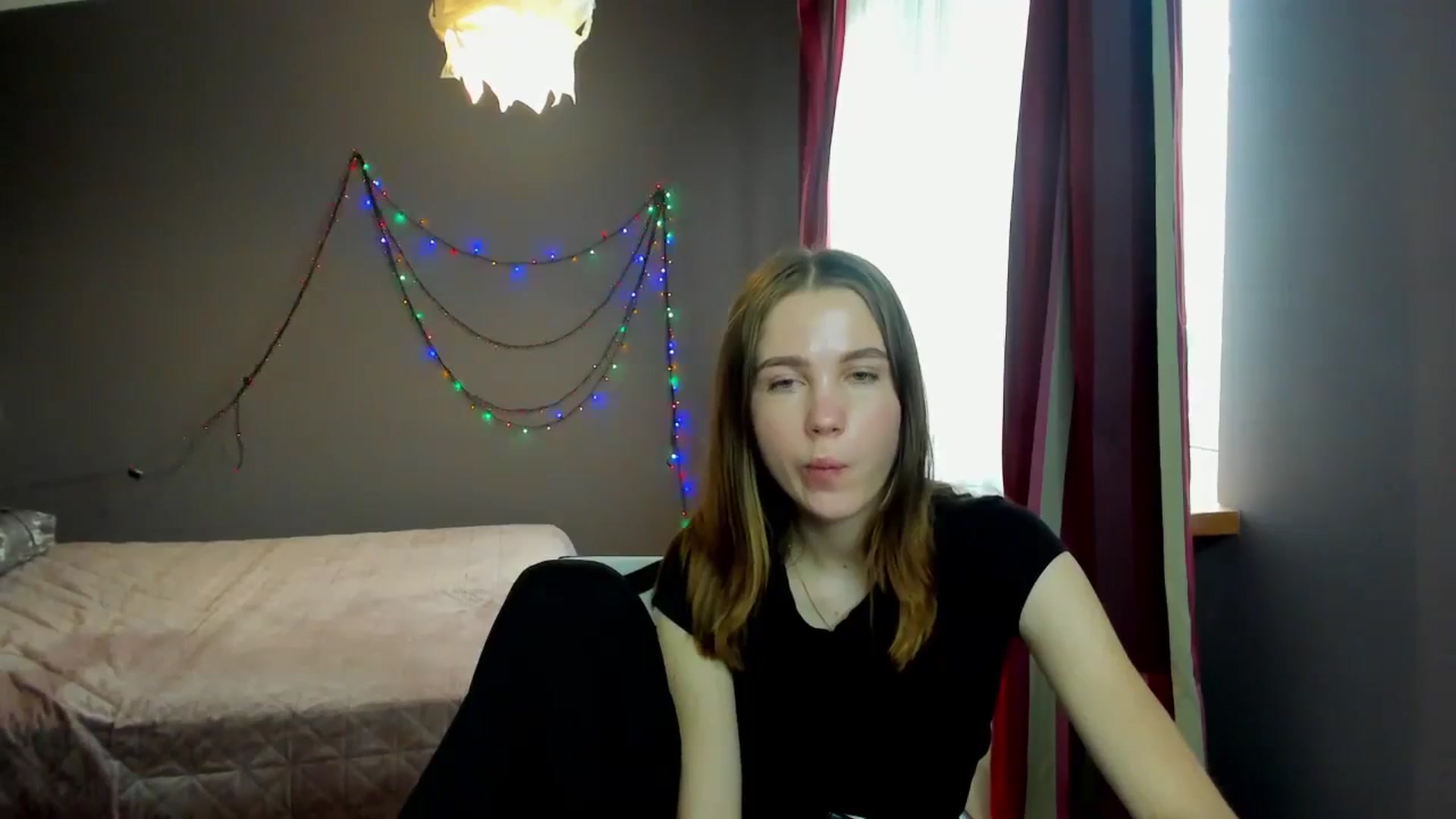 Gallery image thumbnail from Kate_Lewiss's myfreecams stream on, 12/29/2023, 11:49 image 7 of 20