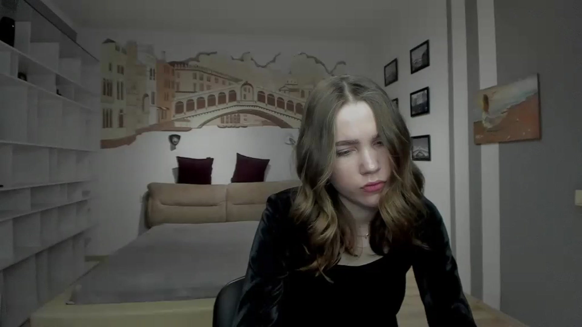 Gallery image thumbnail from Kate_Lewiss's myfreecams stream on, 12/30/2023, 13:33 image 4 of 20