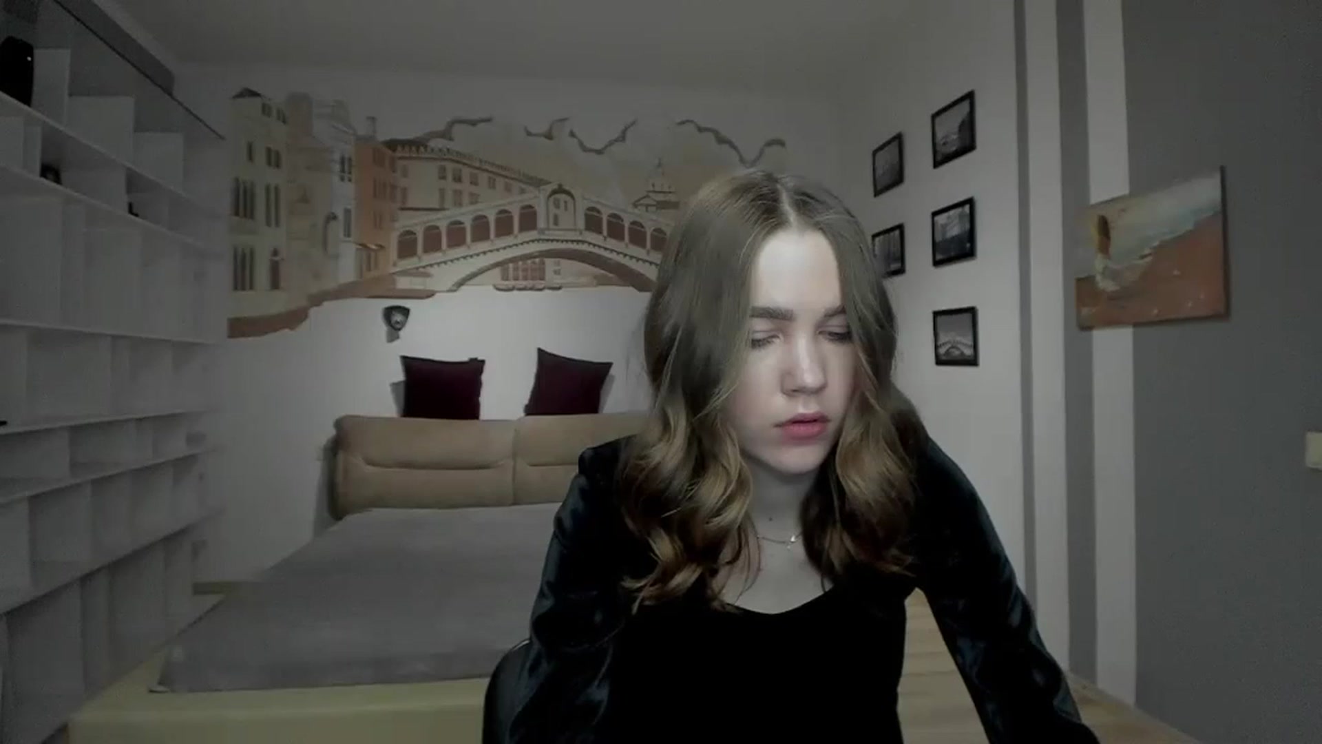 Gallery image thumbnail from Kate_Lewiss's myfreecams stream on, 12/30/2023, 13:33 image 10 of 20