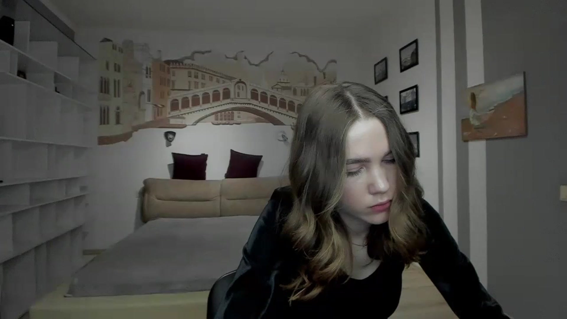 Gallery image thumbnail from Kate_Lewiss's myfreecams stream on, 12/30/2023, 13:33 image 20 of 20