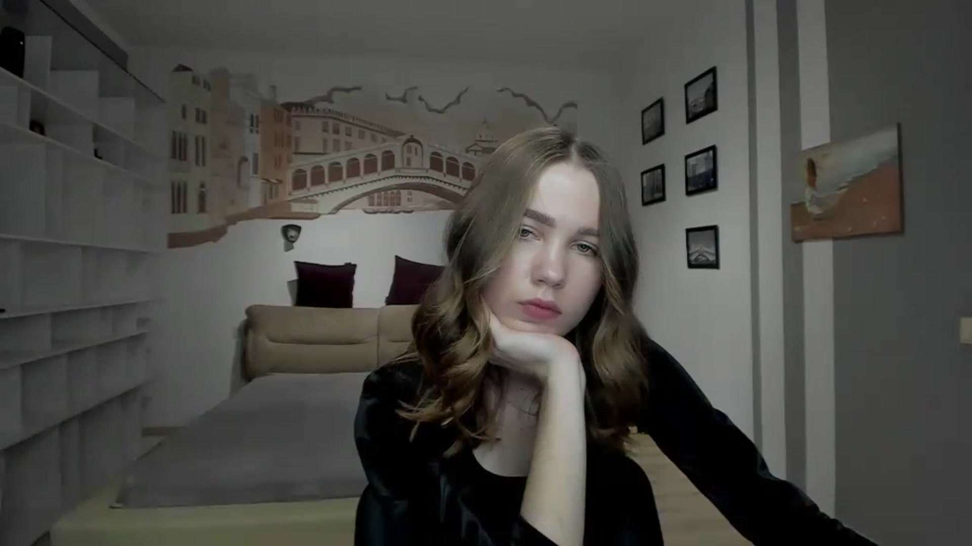 Gallery image thumbnail from Kate_Lewiss's myfreecams stream on, 12/30/2023, 13:33 image 17 of 20