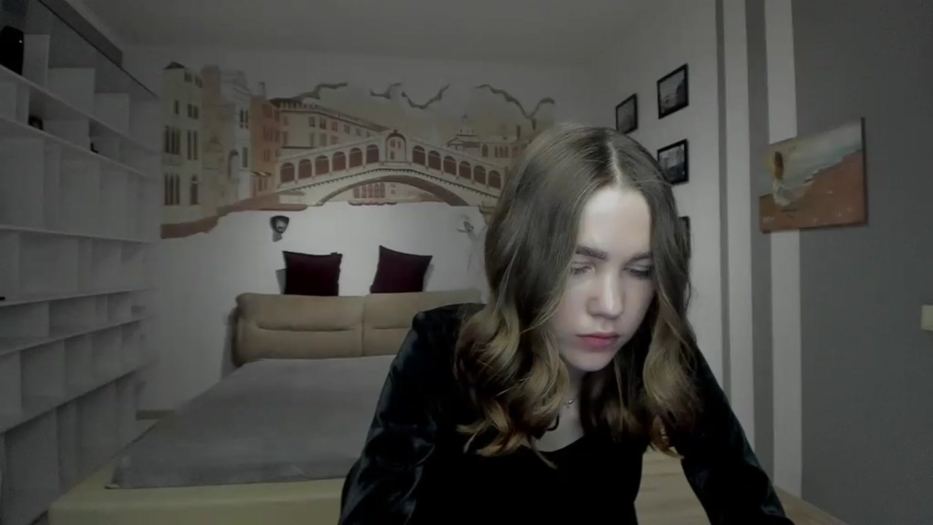 Gallery image thumbnail from Kate_Lewiss's myfreecams stream on, 12/30/2023, 13:33 image 9 of 20