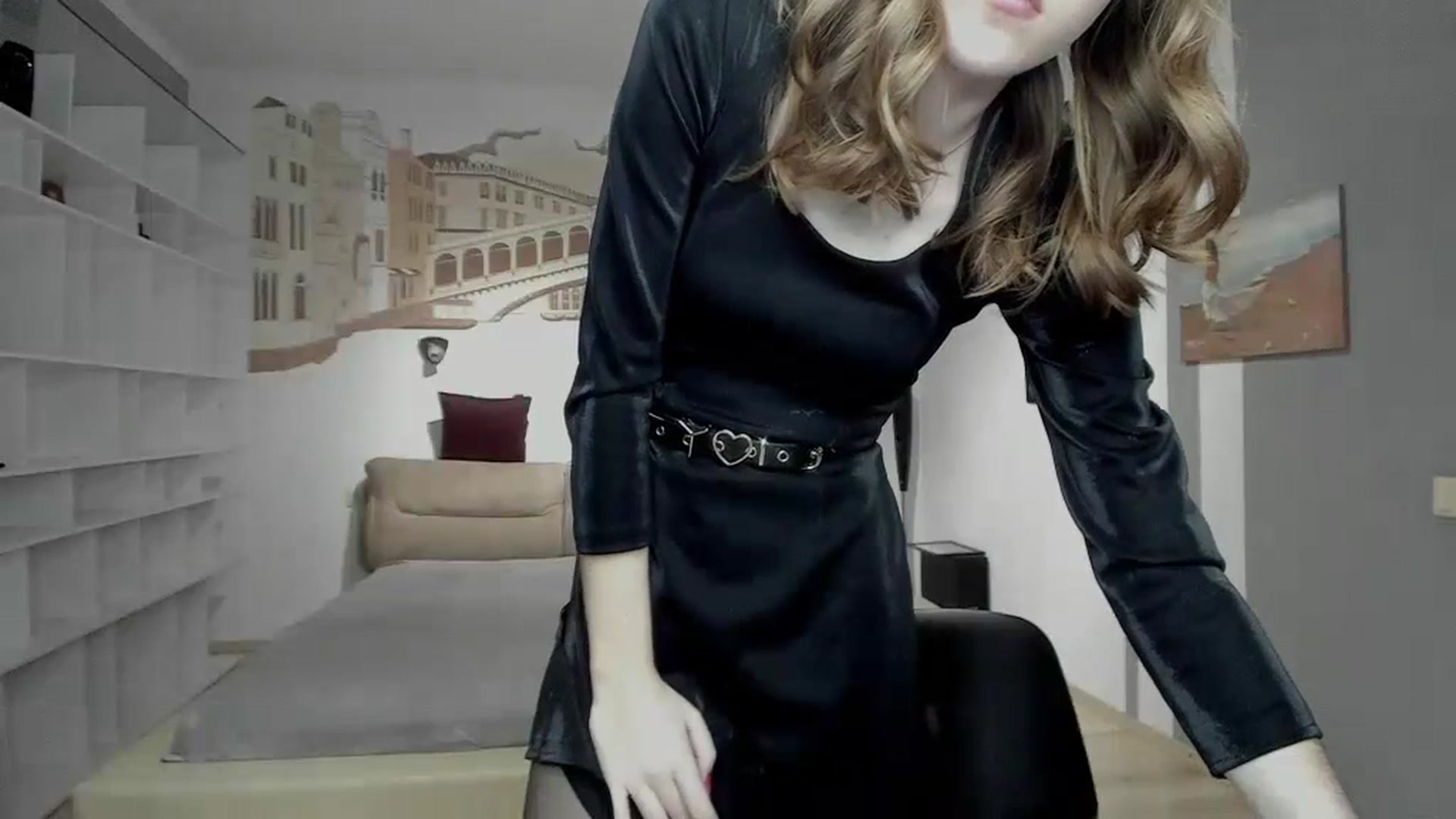 Gallery image thumbnail from Kate_Lewiss's myfreecams stream on, 12/30/2023, 14:26 image 15 of 20