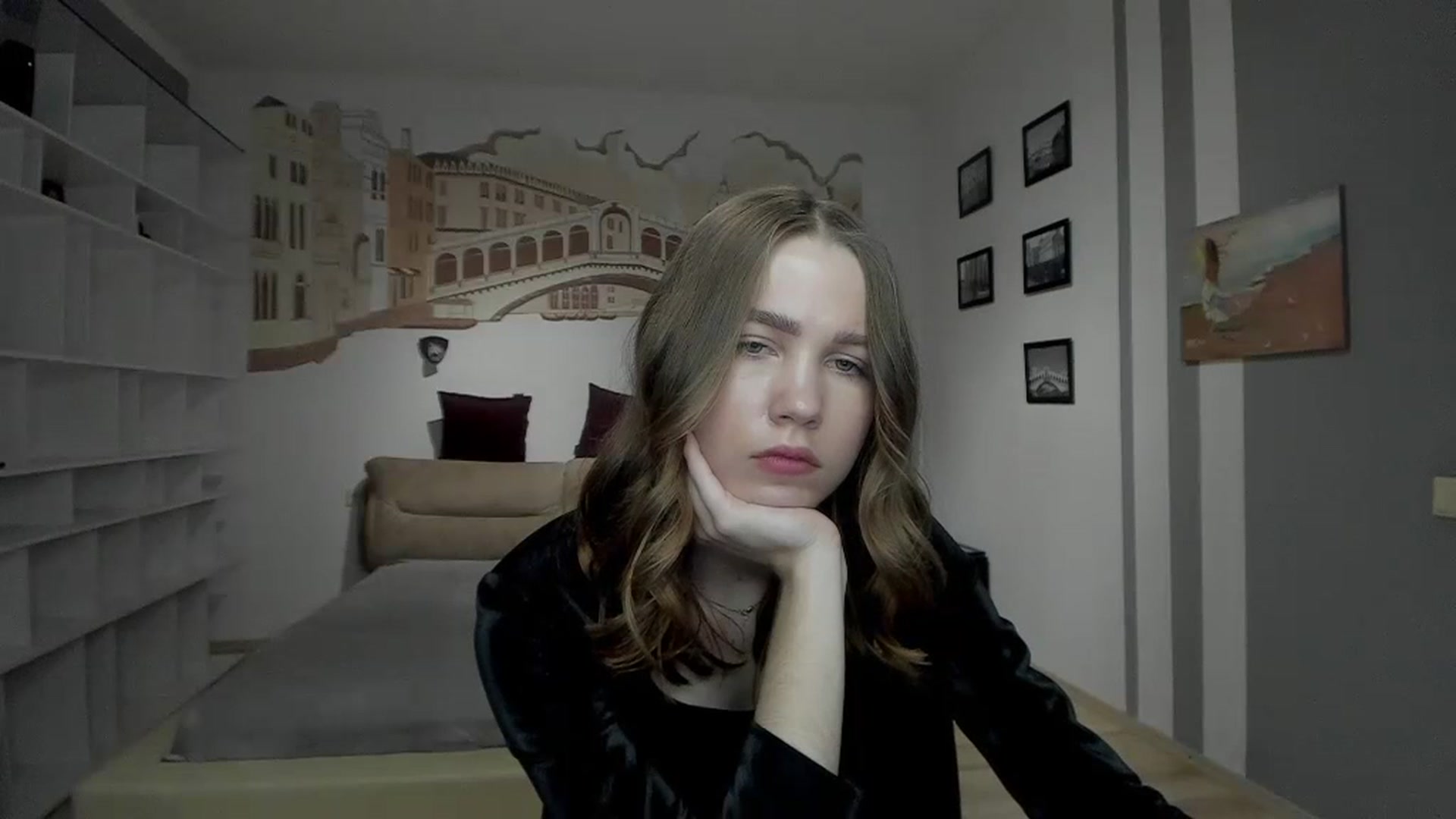 Gallery image thumbnail from Kate_Lewiss's myfreecams stream on, 12/30/2023, 14:26 image 3 of 20