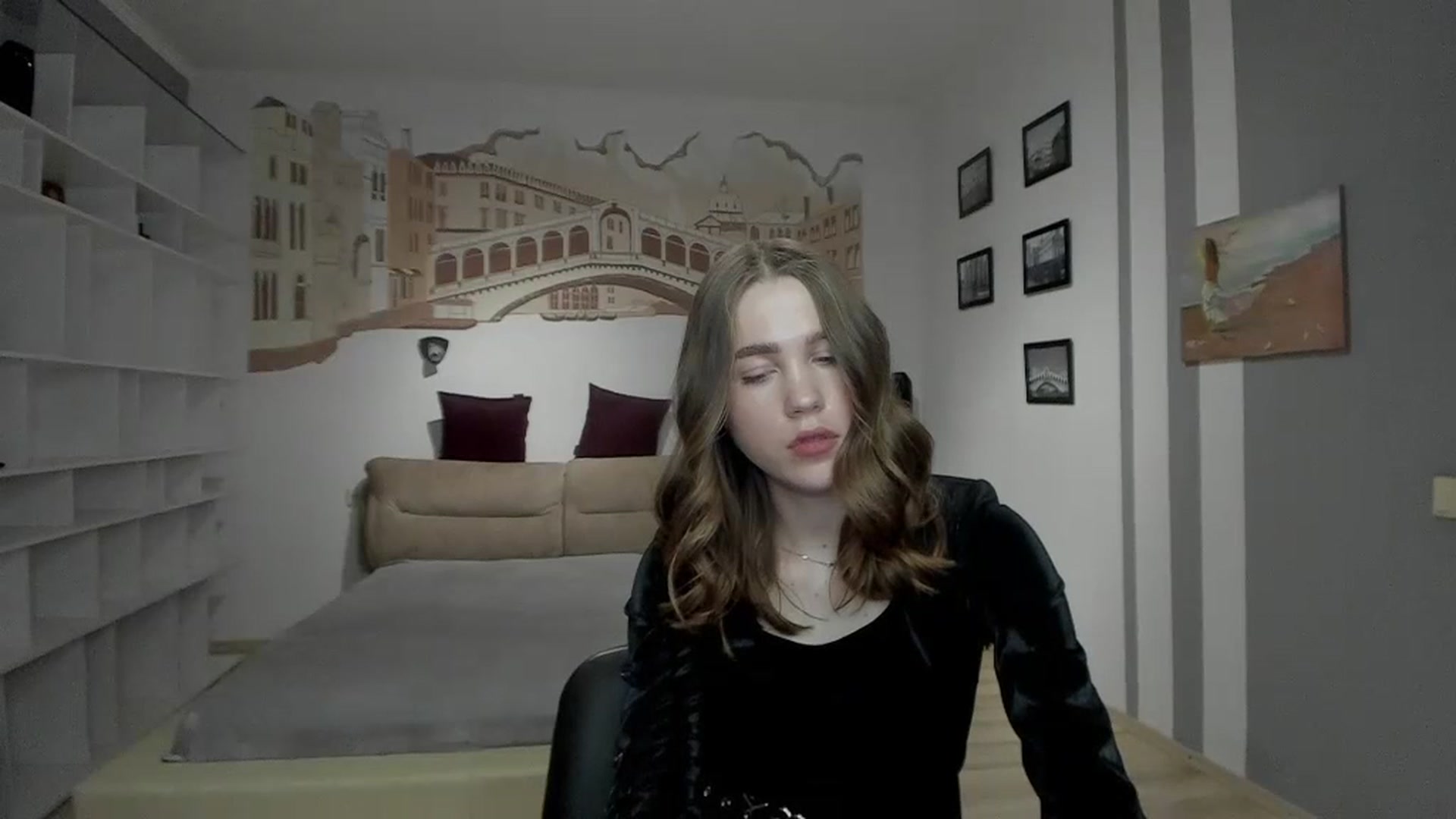 Gallery image thumbnail from Kate_Lewiss's myfreecams stream on, 12/30/2023, 14:26 image 5 of 20