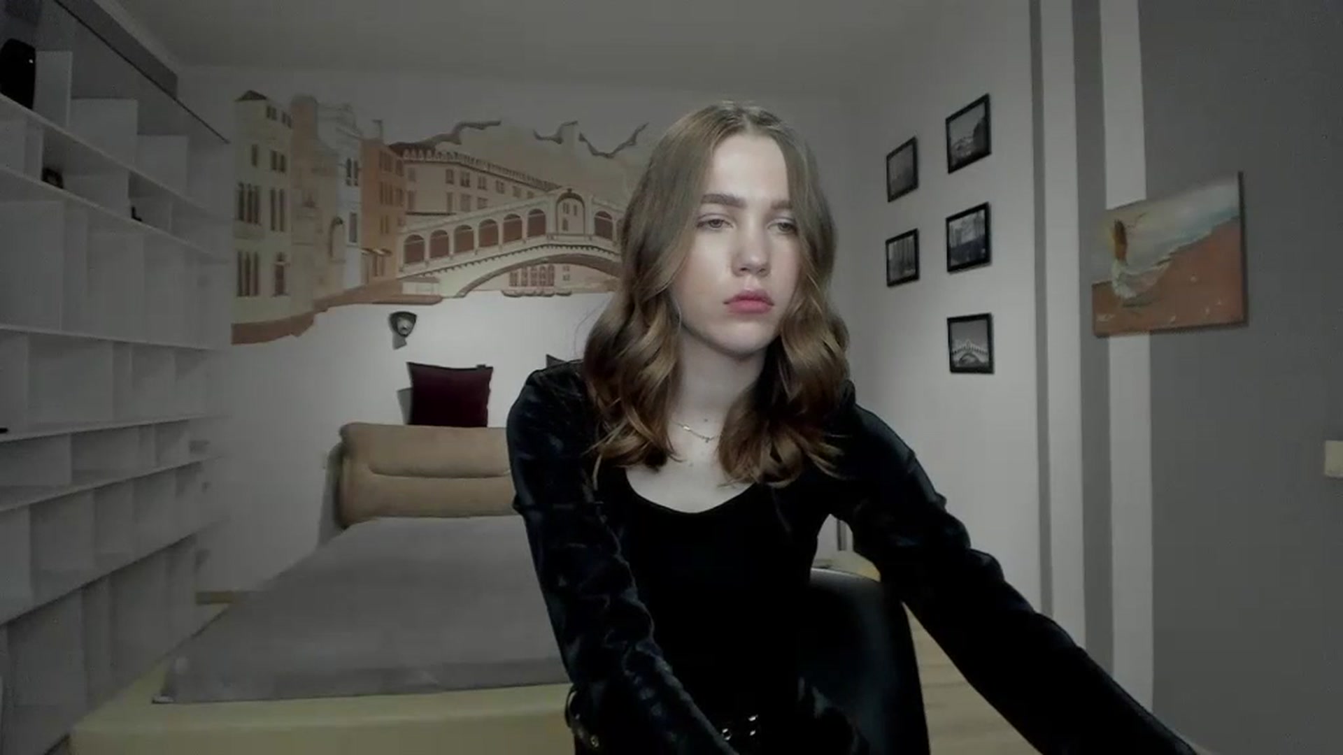Gallery image thumbnail from Kate_Lewiss's myfreecams stream on, 12/30/2023, 14:26 image 20 of 20