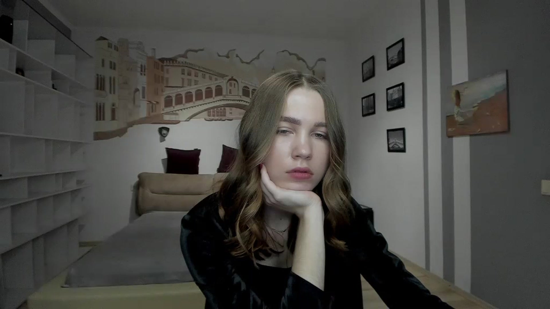 Gallery image thumbnail from Kate_Lewiss's myfreecams stream on, 12/30/2023, 14:26 image 2 of 20