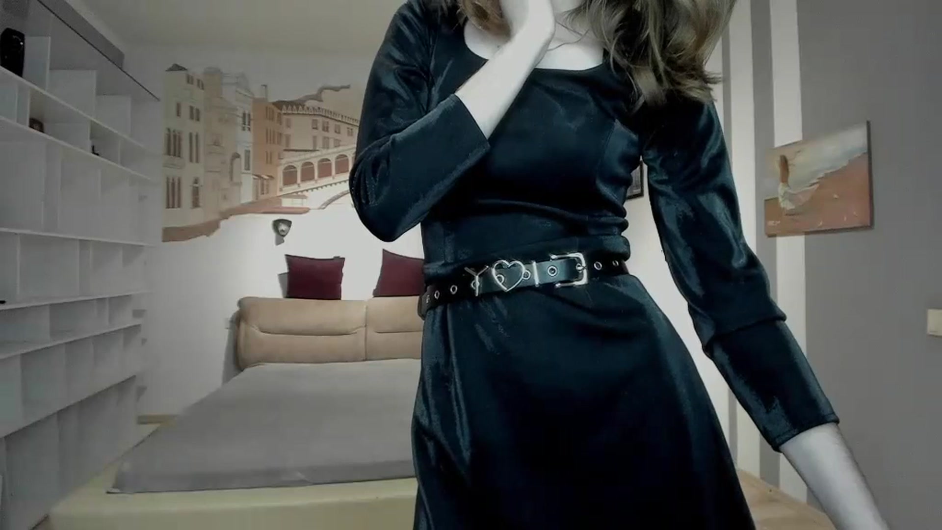 Gallery image thumbnail from Kate_Lewiss's myfreecams stream on, 12/30/2023, 15:18 image 15 of 20