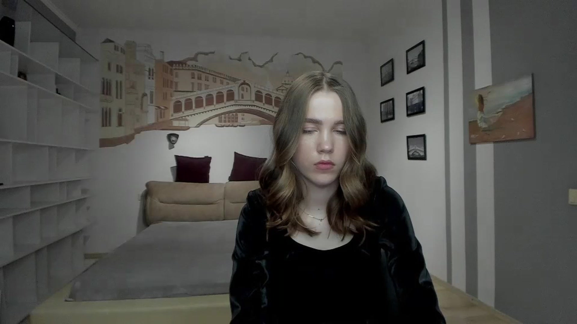 Gallery image thumbnail from Kate_Lewiss's myfreecams stream on, 12/30/2023, 15:18 image 10 of 20