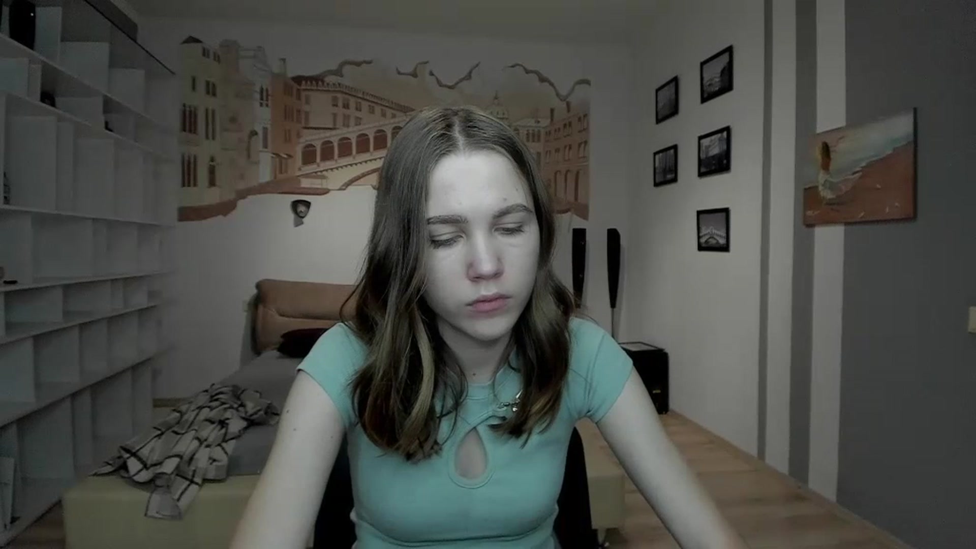 Gallery image thumbnail from Kate_Lewiss's myfreecams stream on, 12/31/2023, 12:11 image 5 of 20