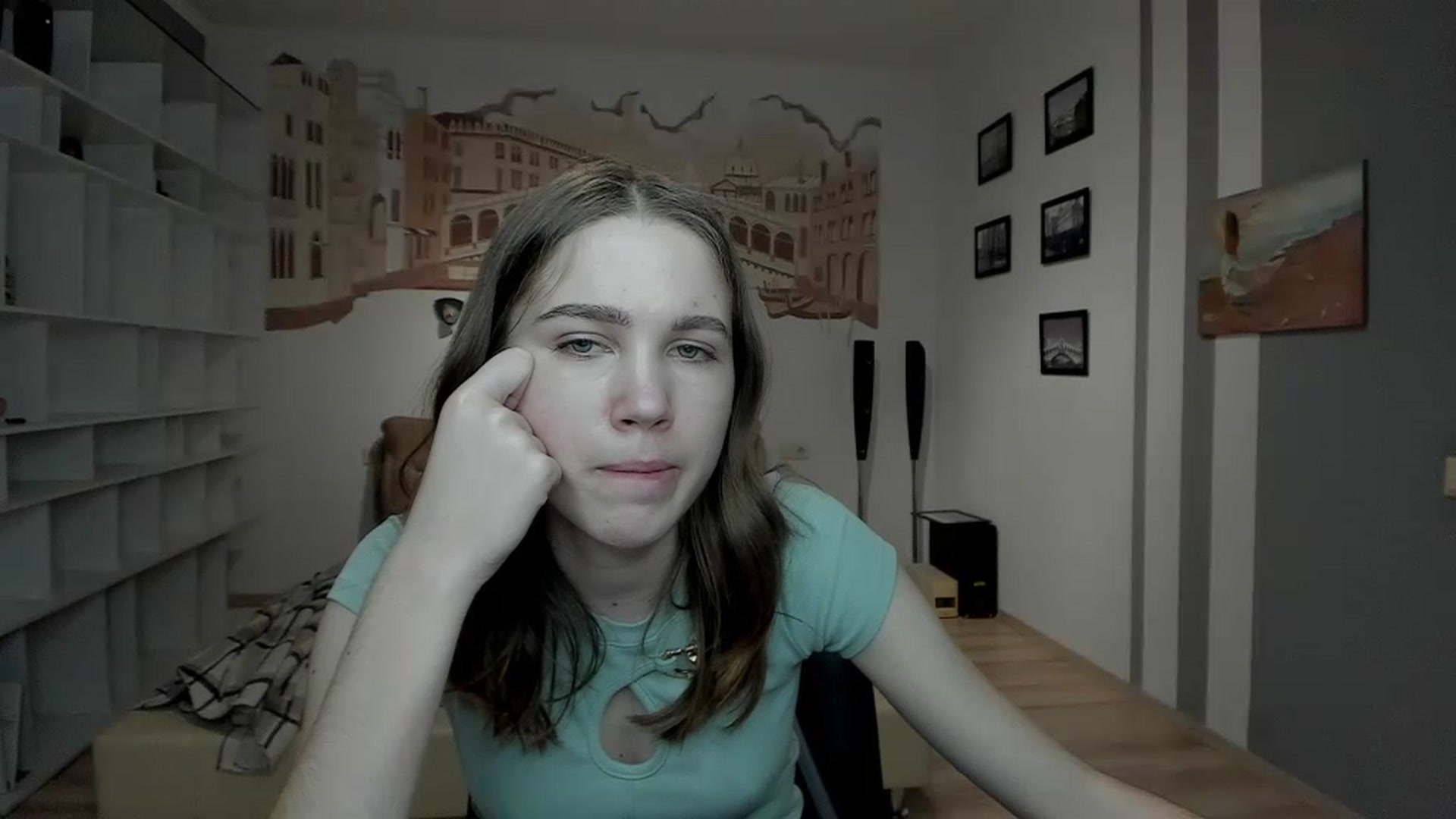 Gallery image thumbnail from Kate_Lewiss's myfreecams stream on, 12/31/2023, 12:11 image 6 of 20
