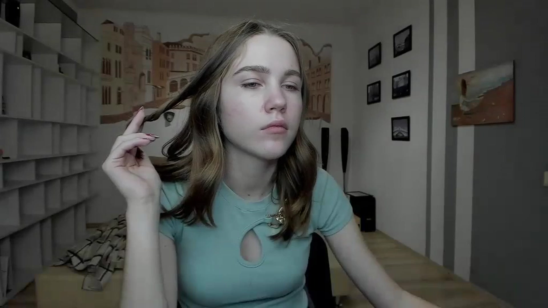 Gallery image thumbnail from Kate_Lewiss's myfreecams stream on, 12/31/2023, 12:11 image 14 of 20