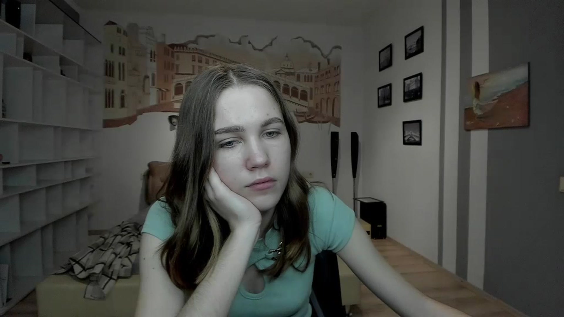 Gallery image thumbnail from Kate_Lewiss's myfreecams stream on, 12/31/2023, 12:11 image 2 of 20