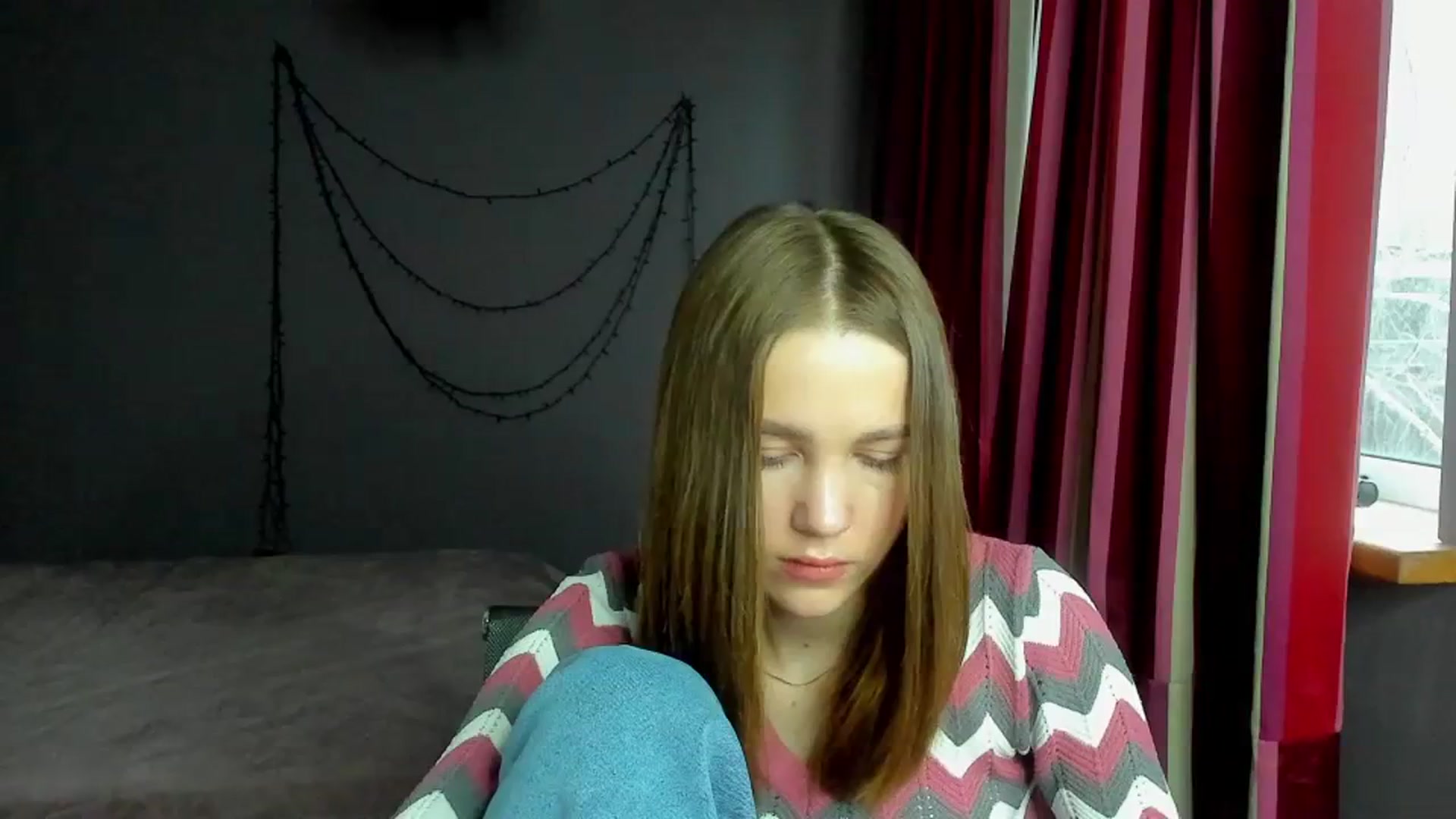 Gallery image thumbnail from Kate_Lewiss's myfreecams stream on, 01/03/2024, 13:44 image 6 of 20