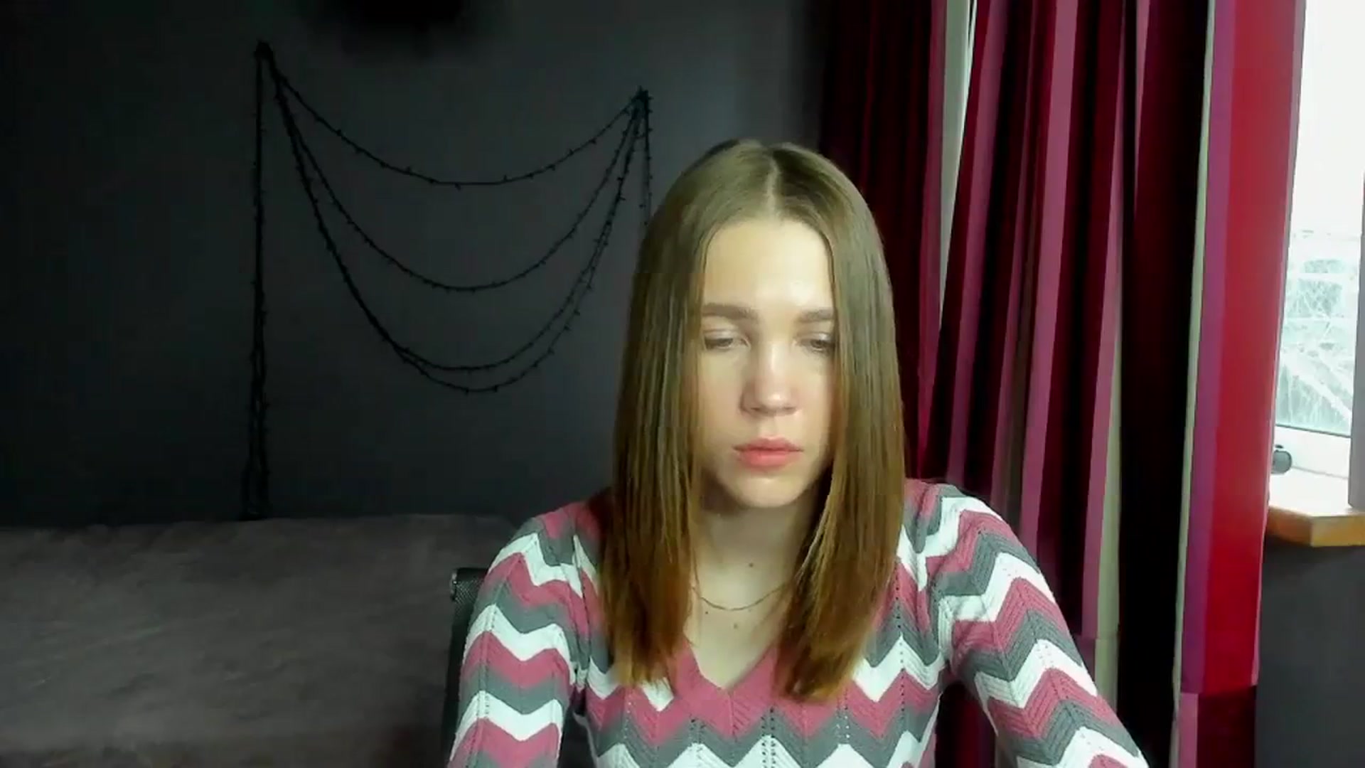 Gallery image thumbnail from Kate_Lewiss's myfreecams stream on, 01/03/2024, 13:44 image 3 of 20