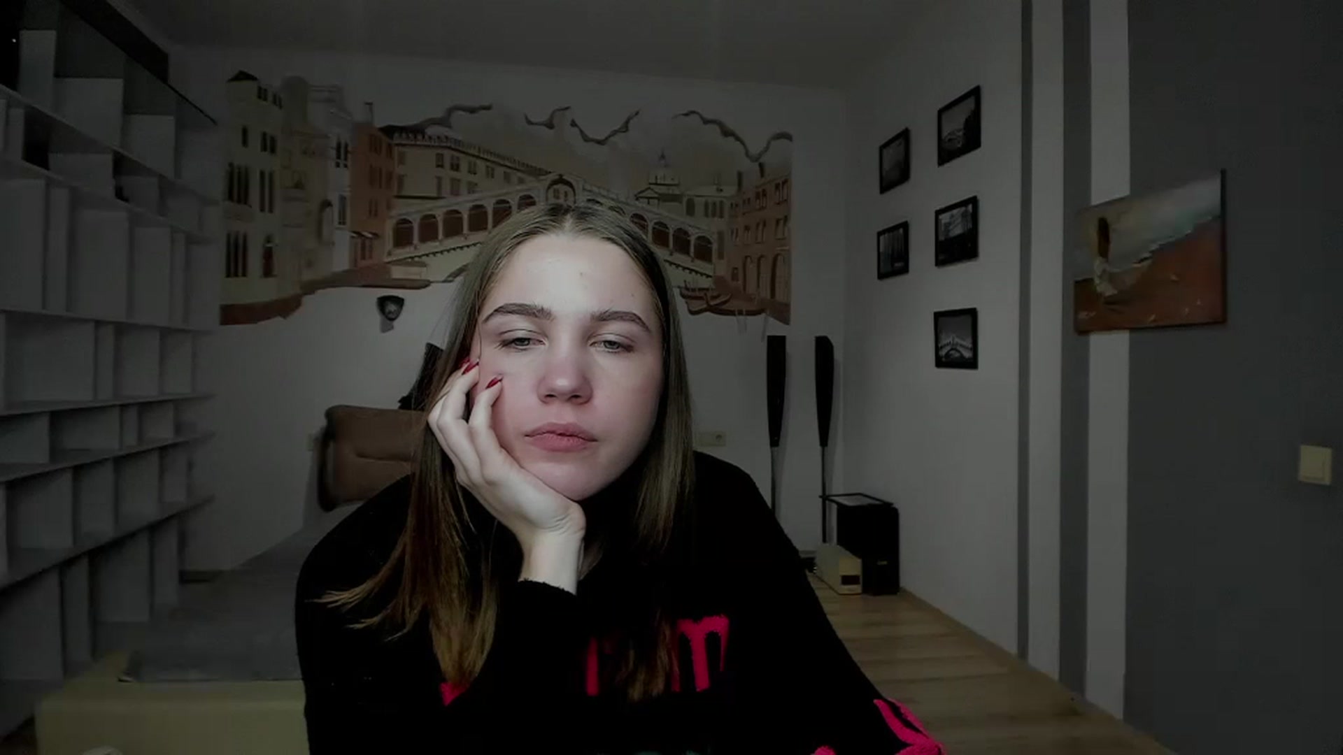 Gallery image thumbnail from Kate_Lewiss's myfreecams stream on, 01/13/2024, 12:06 image 8 of 20