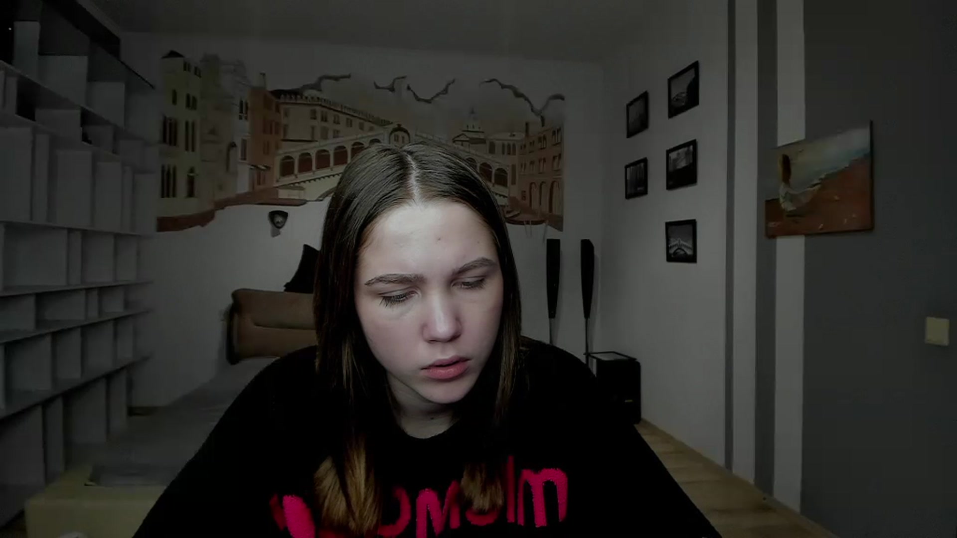 Gallery image thumbnail from Kate_Lewiss's myfreecams stream on, 01/13/2024, 12:06 image 6 of 20