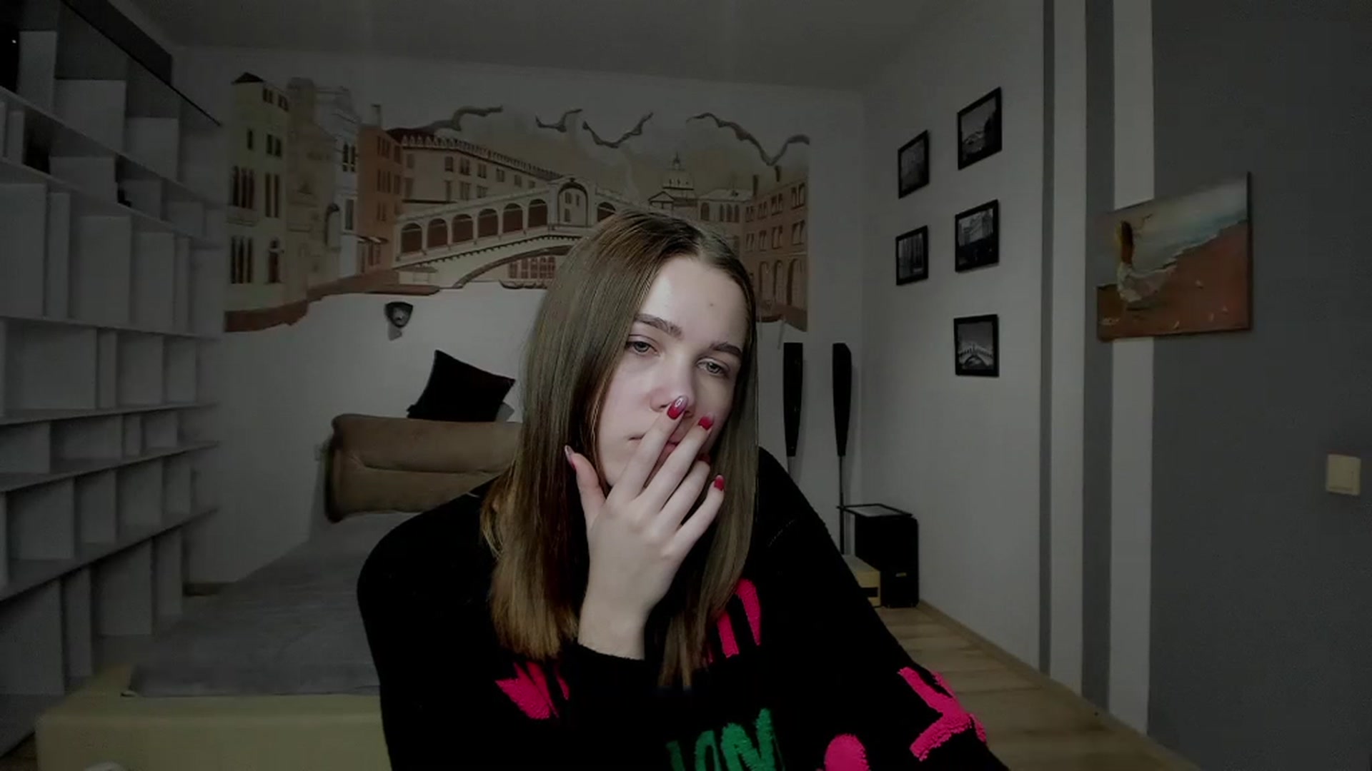 Gallery image thumbnail from Kate_Lewiss's myfreecams stream on, 01/13/2024, 12:06 image 5 of 20