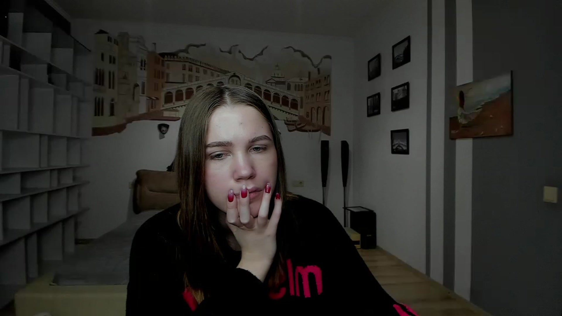Gallery image thumbnail from Kate_Lewiss's myfreecams stream on, 01/13/2024, 12:06 image 4 of 20