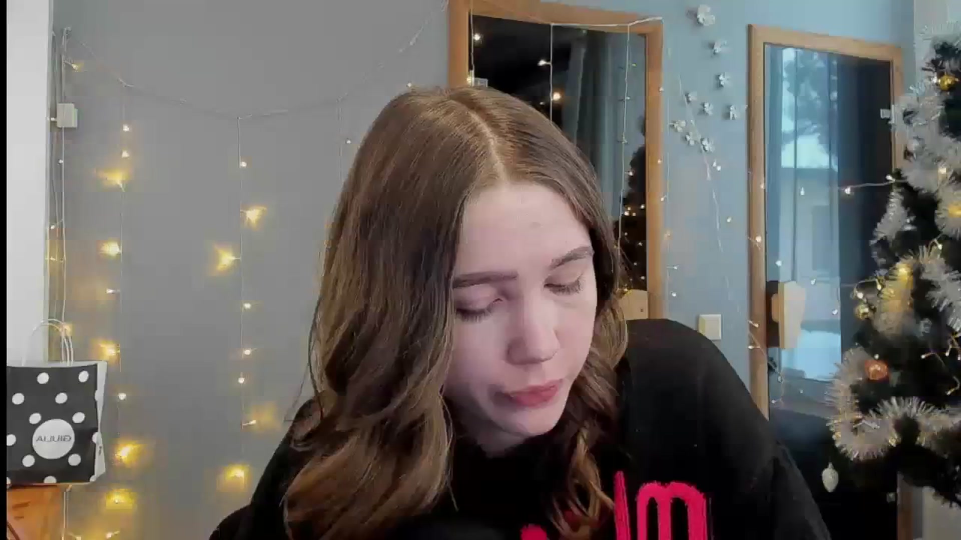 Gallery image thumbnail from Kate_Lewiss's myfreecams stream on, 01/15/2024, 11:18 image 13 of 20