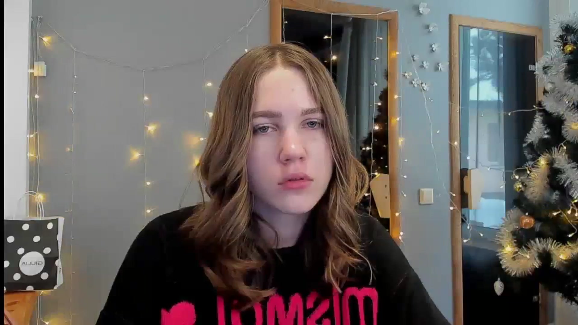 Gallery image thumbnail from Kate_Lewiss's myfreecams stream on, 01/15/2024, 12:02 image 13 of 20