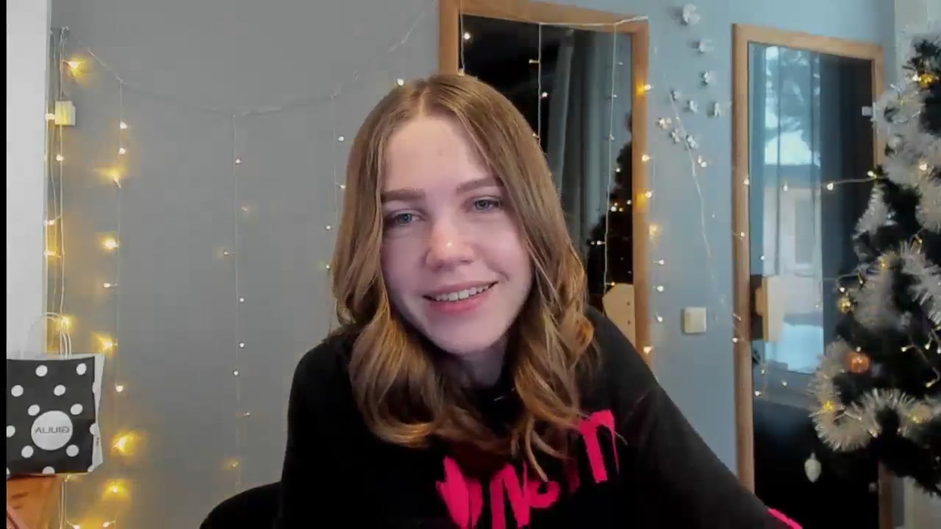 Gallery image thumbnail from Kate_Lewiss's myfreecams stream on, 01/15/2024, 12:02 image 17 of 20