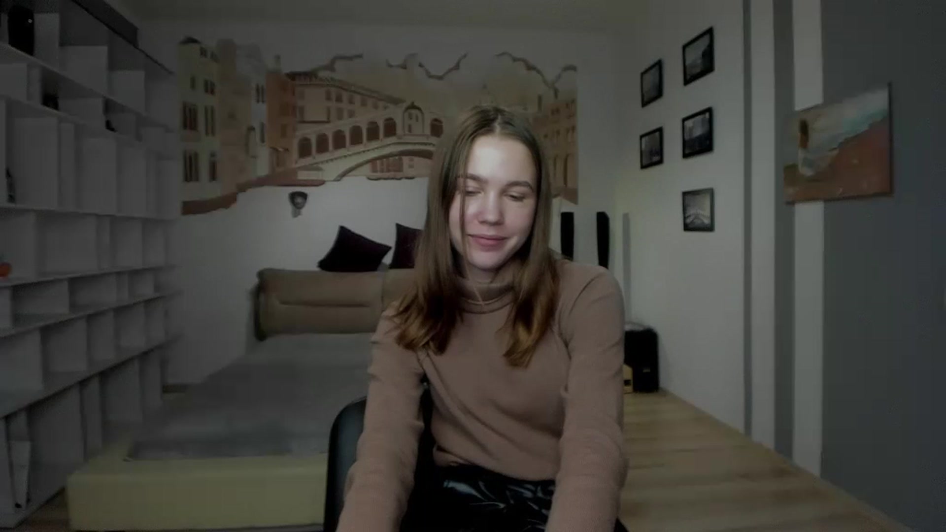 Gallery image thumbnail from Kate_Lewiss's myfreecams stream on, 01/18/2024, 12:03 image 19 of 20