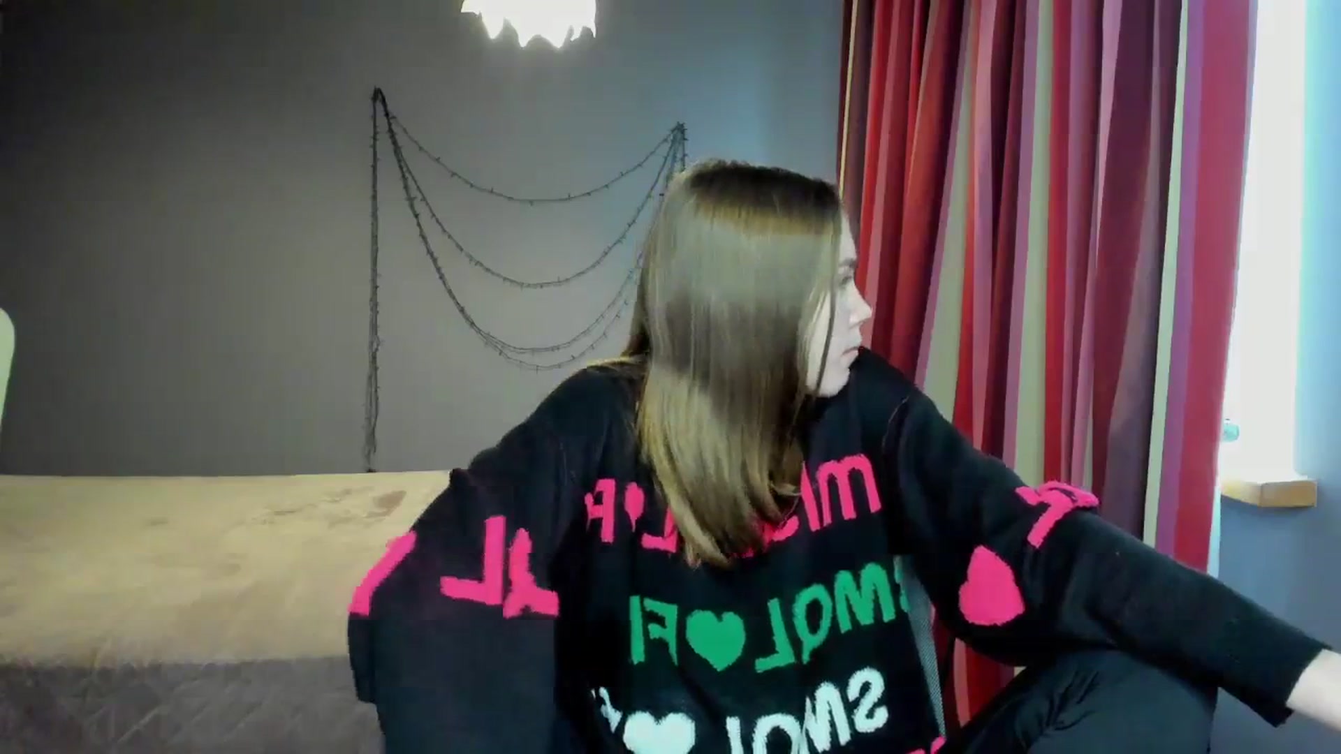 Gallery image thumbnail from Kate_Lewiss's myfreecams stream on, 01/20/2024, 11:10 image 14 of 20