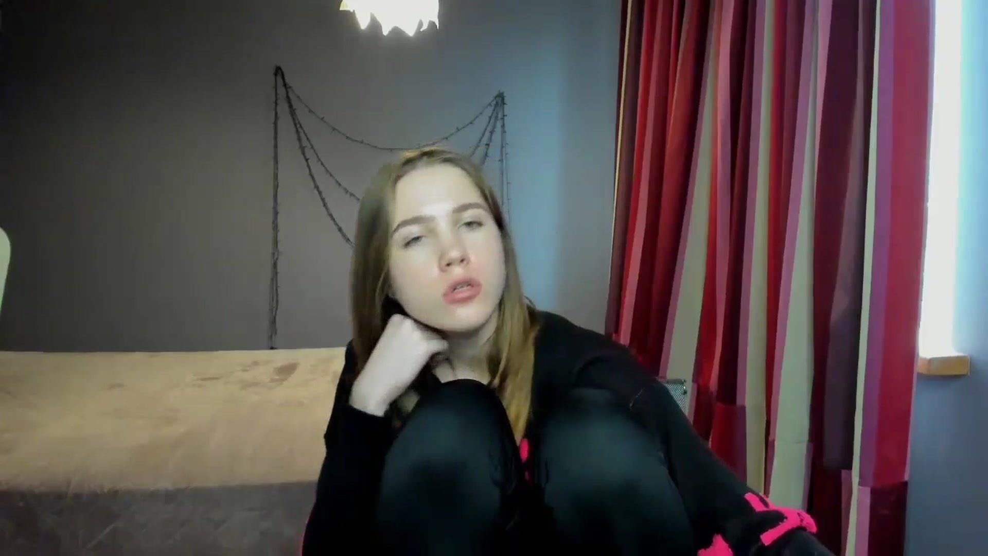 Gallery image thumbnail from Kate_Lewiss's myfreecams stream on, 01/20/2024, 11:10 image 7 of 20