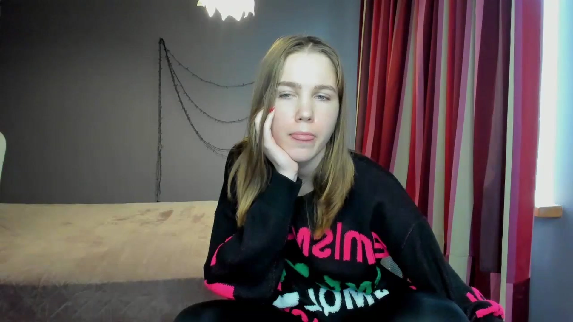 Gallery image thumbnail from Kate_Lewiss's myfreecams stream on, 01/20/2024, 11:10 image 5 of 20