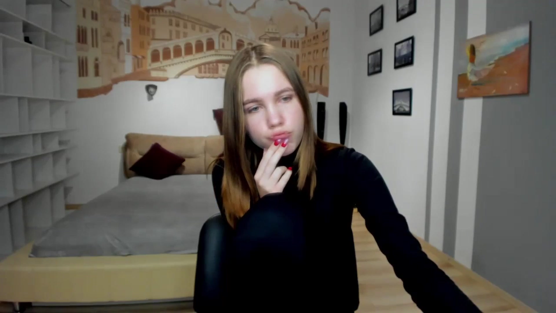 Gallery image thumbnail from Kate_Lewiss's myfreecams stream on, 01/21/2024, 09:02 image 3 of 20