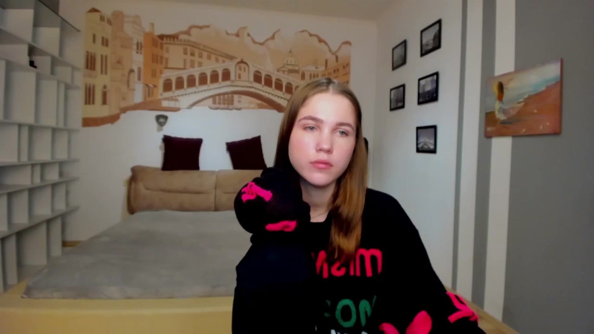 Gallery image thumbnail from Kate_Lewiss's myfreecams stream on, 01/22/2024, 08:53 image 1 of 20