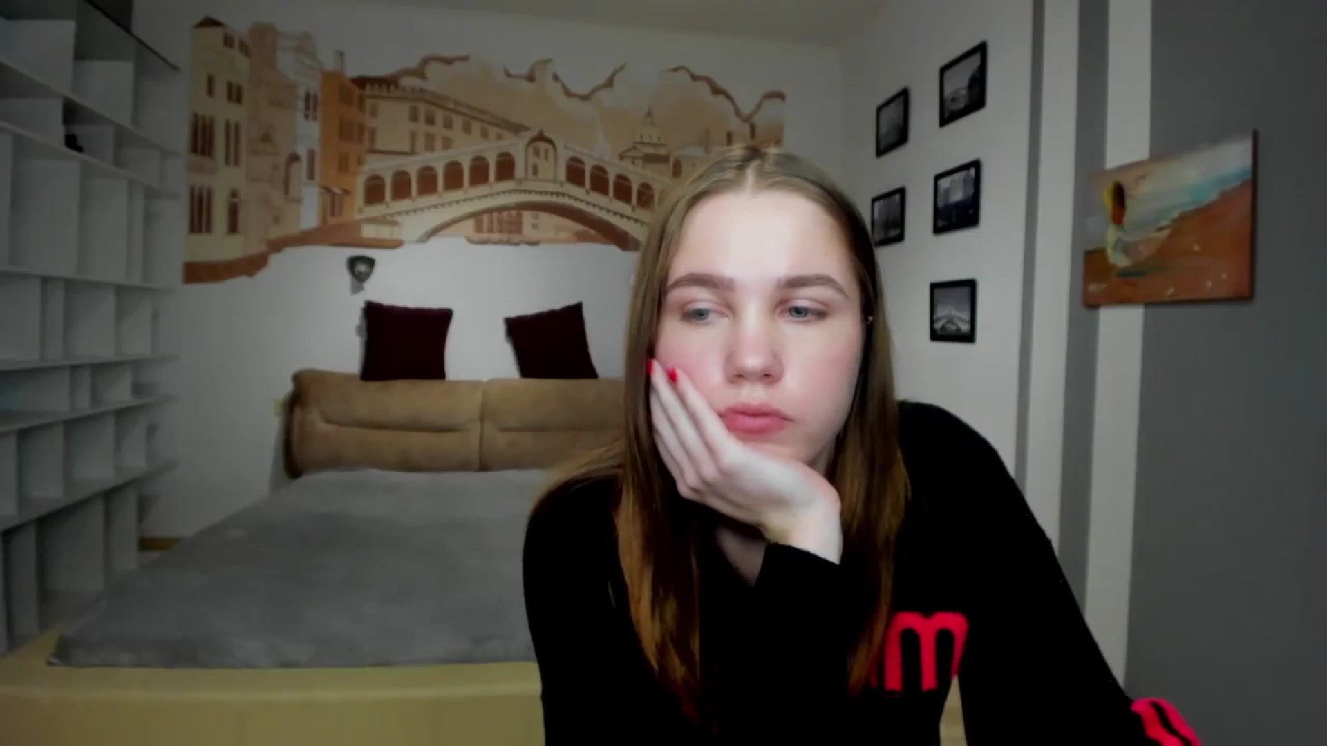 Gallery image thumbnail from Kate_Lewiss's myfreecams stream on, 01/22/2024, 08:53 image 8 of 20
