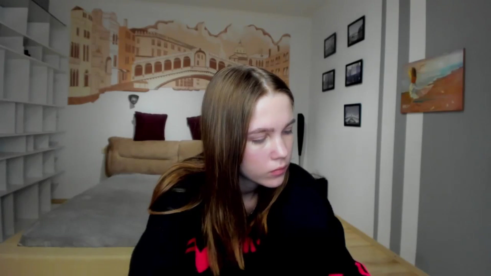 Gallery image thumbnail from Kate_Lewiss's myfreecams stream on, 01/22/2024, 08:53 image 11 of 20