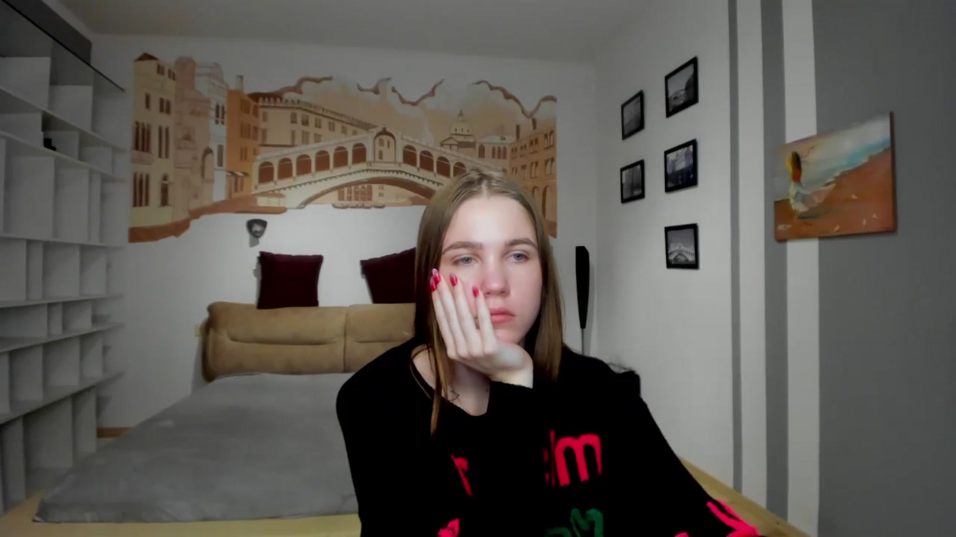 Gallery image thumbnail from Kate_Lewiss's myfreecams stream on, 01/22/2024, 11:06 image 10 of 20