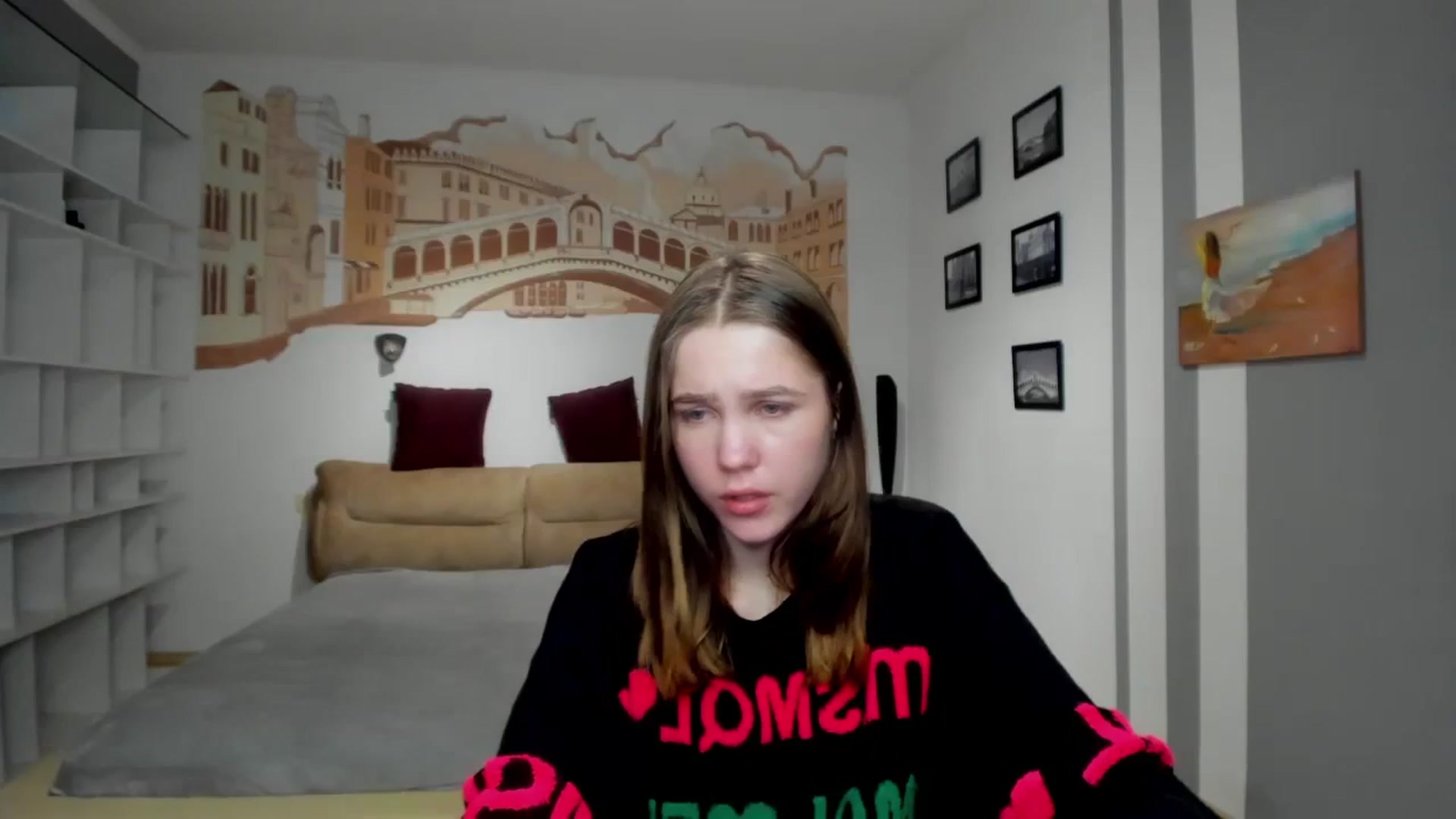Gallery image thumbnail from Kate_Lewiss's myfreecams stream on, 01/22/2024, 11:06 image 20 of 20