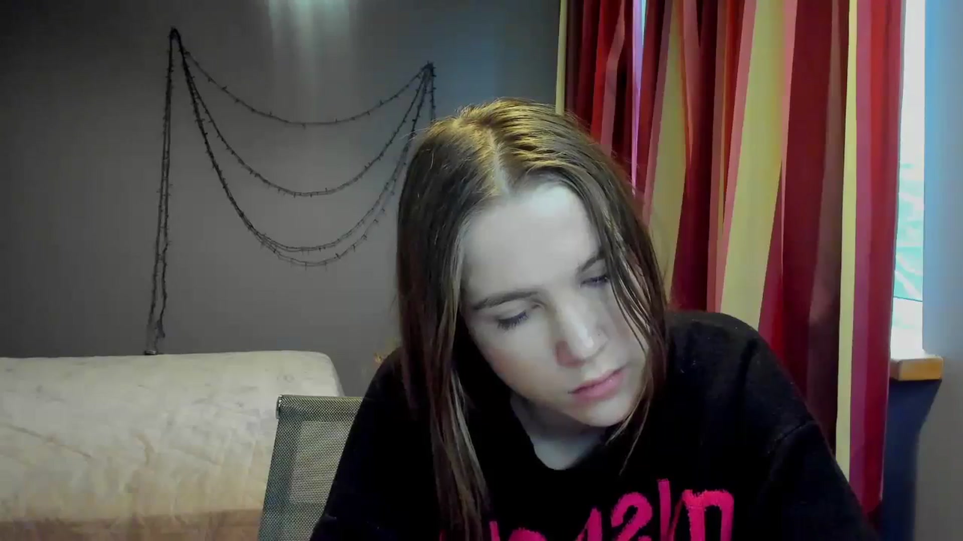 Gallery image thumbnail from Kate_Lewiss's myfreecams stream on, 01/26/2024, 12:01 image 16 of 20