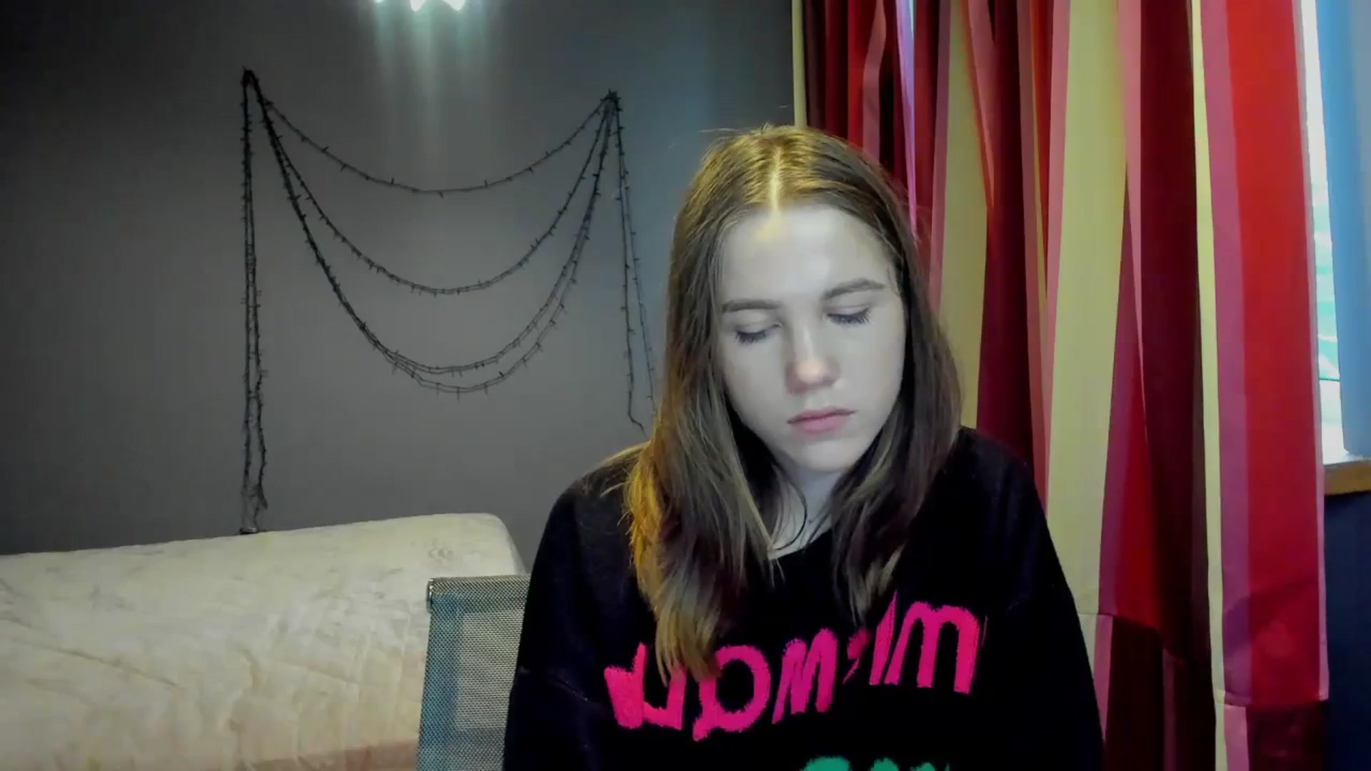 Gallery image thumbnail from Kate_Lewiss's myfreecams stream on, 01/26/2024, 12:01 image 10 of 20
